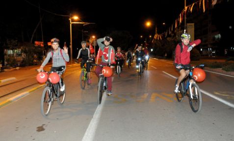 Cumhuriyet İçin Pedal Çevirdiler!