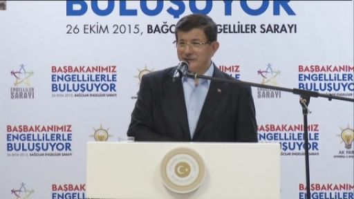 Davutoğlu Engellilerle Buluştu!