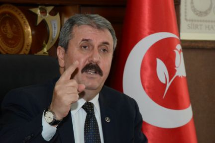 Destici: Türkmenlerin O Masaya Oturması Lazım!