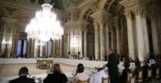 Erdoğan'dan Konuklarına Akşam Yemeği!