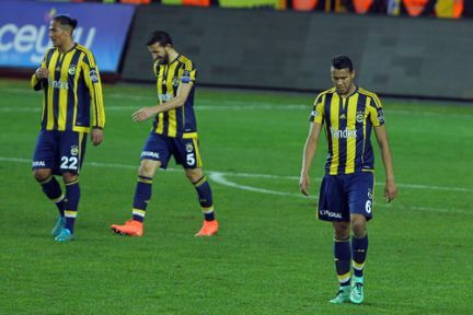 Fenerbahçe'ye SOĞUK DUŞ!