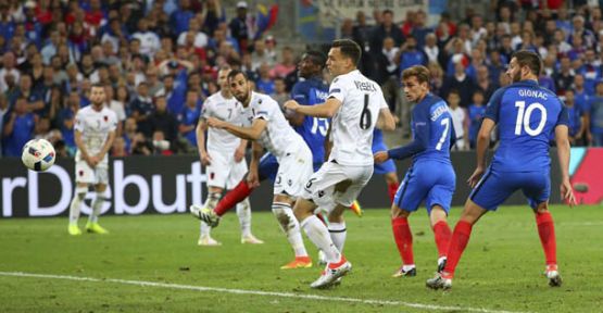 Fransa:2 Arnavutluk:0