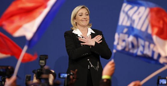Fransa'da Aşırı Sağ Partinin Zaferi!
