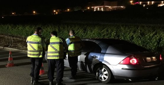 Fransız Polisi Kuş Uçurtmuyor!