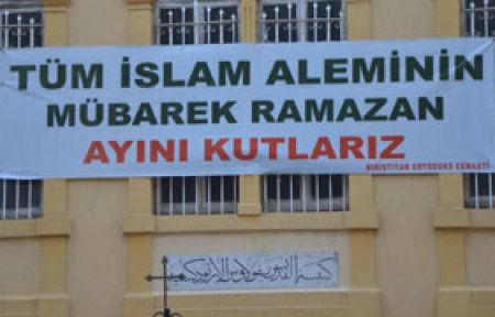 Hristiyanlar'dan Müslümanlar'a Ramazan Kutlaması!