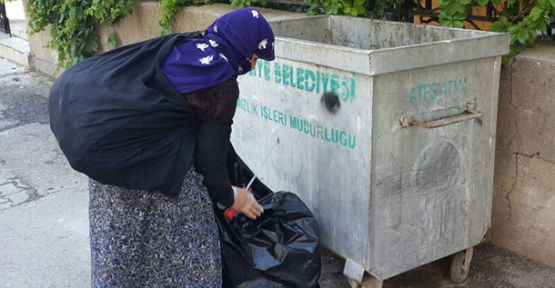 İftarını Topladığı Hurdaları Satarak Açıyor!