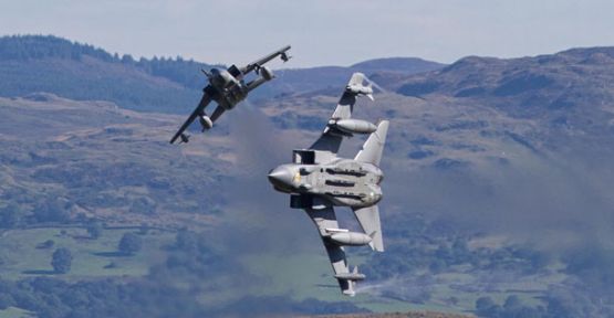 İngiltere Parlamentosundan Hükümete Yetki!