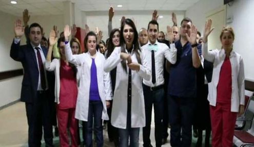 İşaret Diliyle Klip Çektiler!