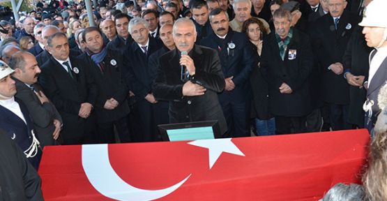 Kamer Genç İçin Cemevinde Tören!
