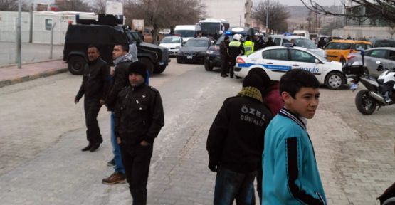 Kilis'te Okula Bomba Düştü!