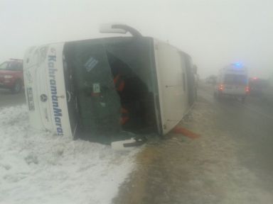 Kırşehir'de 2 Otobüs Daha Devrildi!