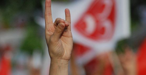 MHP Çağrı Heyetine Tepki Gösterdi!