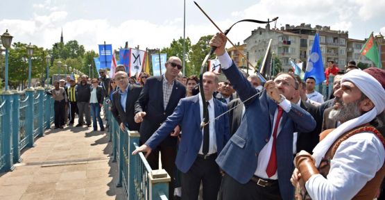 Mustafakemalpaşa'da Renkli Şölen!