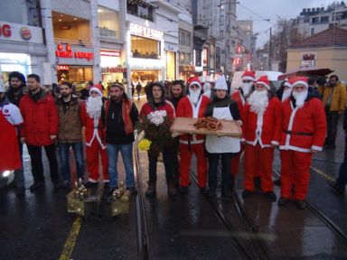 Polisler Göreve Hazır!