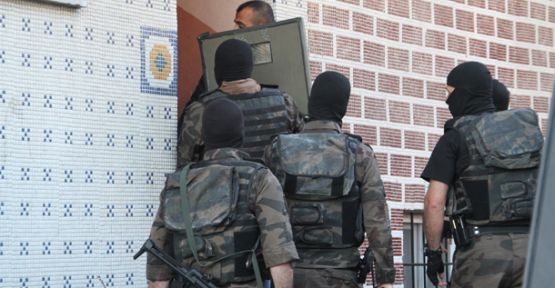 Polisten Film Gibi Operasyon!