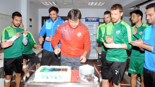 Sağlam'a 46. Yaş Kutlaması!