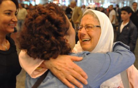 Sarılarak Mutluluğunuzu Arttırın!