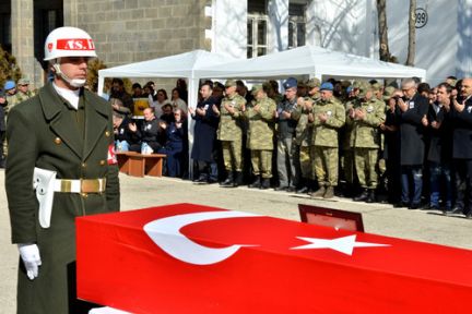 Şehit Yüzbaşı İçin Uğurlama Töreni!