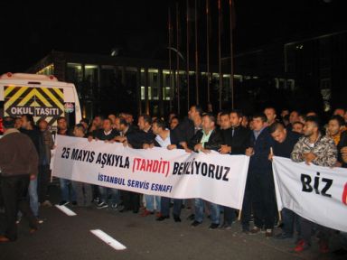 Servis Sürücüleri Eylem Yaptı!