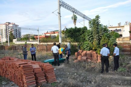 Tarsus'ta Başı Ezilmiş Ceset!