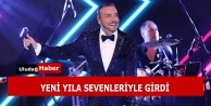 Cenk Eren yeni yıla sahnede girdi