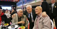 Mustafa Bozbey, “Şehit ailelerinin ve gazilerin her zaman yanındayız”