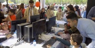 Bursa'da 23 Nisan Coşkusu Teknolojiyle Buluştu: Çocuklar Akıllı Şehir Oyunlarını Test Etti