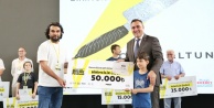 Bursa Bıçak Festivali'nde Ustalar Yarıştı: En İyi Şef Bıçağı ve Kilitli Çakı Ödülleri Sahiplerini Buldu!