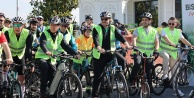 12. Yeşilay Bisiklet Turu Bağımlılıklarla Mücadele İçin Pedalları Çevirdi: Binlerce Katılımcıyla Büyük Coşku!