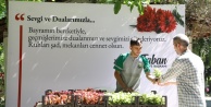 İnegöl Belediyesi'nden Anlamlı Bayram Jesti: Mezarlıklara 9 Bin Çiçek Dağıtıldı!