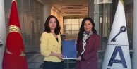 Anahtar Parti Bursa Kadın Kolları Başkanlığına SMMM Nilüfer Öcal Okur Atandı