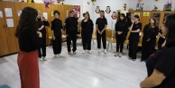 Bursa Büyükşehir Belediyesi’nden Lise Öğrencilerine Şiddetle Mücadele Eğitimi