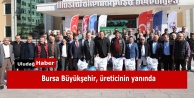 Bursa Büyükşehir'den Kırsal Kalkınmaya Büyük Destek: 200 Üreticiye 5 Ton İtalyan Çimi Tohumu Dağıtıldı