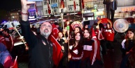 Kestelde Cumhuriyetin 103. Yılı Görkemli Törenlerle Kutlandı: Fener Alayı ve Havai Fişek Gösterileri İlçeyi Aydınlattı