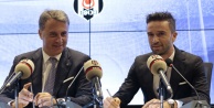 SONUNDA İMZALADI!