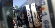 TUR OTOBÜSÜ DEVRİLDİ!