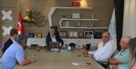 Nilüfer'i Takip Ediyor!