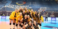 VakıfBank, Polonya'da avantajı kaptı