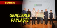 'BAĞIMSIZ GENÇLİK MANİFESTOSU'nu Bursa'da gençlerle paylaştı