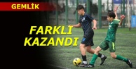 Gemlik Belediyespor durdurulamıyor