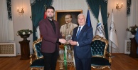 Enes Çelik'ten Mustafa Bozbey'e teşekkür ziyareti