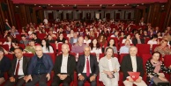 Bursa Büyükşehir Belediyesi'nden Nâzım Hikmet'e Vefa: Sempozyum ve 'Yaşamak Güzel Şey Be Kardeşim' Sergisi Açıldı