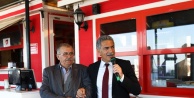 Gemlik Belediye Başkanı Deviren Muhtarlarla Buluştu: Sokak Hayvanları ve Körfez Temizliği Gündemde!