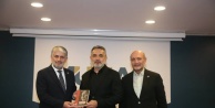 Saadet Partisi Bursa Heyeti MÜSİAD Bursa Şubesi'ni Ziyaret Etti: Ekonomi İstişarelerinde Önemli Mesajlar Verildi
