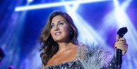 Sibel Can'dan Çifte Müjde: Yeni Albüm 'Drama' Plak ve CD Formatlarıyla Yayında, Bu Gece Sahne Alıyor
