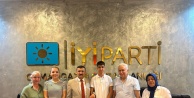 İYİ Parti Osmangazi'den Güçlü Buluşma: Gençlik ve Siyasi Mesajlar Öne Çıktı