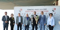 Nilüfer Belediye Başkanlığı Koşusu'nu 'Taşan' Kazandı: Jokey Gökhan Kocakaya Zafere Taşıdı!