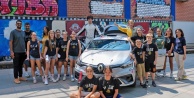 Bursa Bil-Fen Okulları'nda 'Velinin Karnesi Nasıl?' Etkinliği: Trafik Eğitimi Yarış Arabasıyla Buluştu