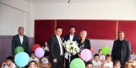 Başkan Aydın'dan Okullara Sürpriz Ziyaret