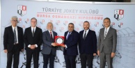 AGSYD Geleneksel Koşusu'nu 'DEMRENİN KIZI' Kazandı: Kupa Sahiplerini Buldu